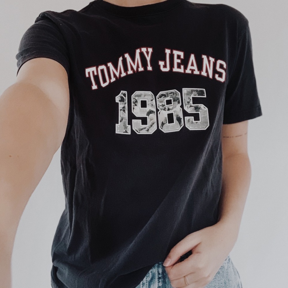 Tommy Hilfiger tee